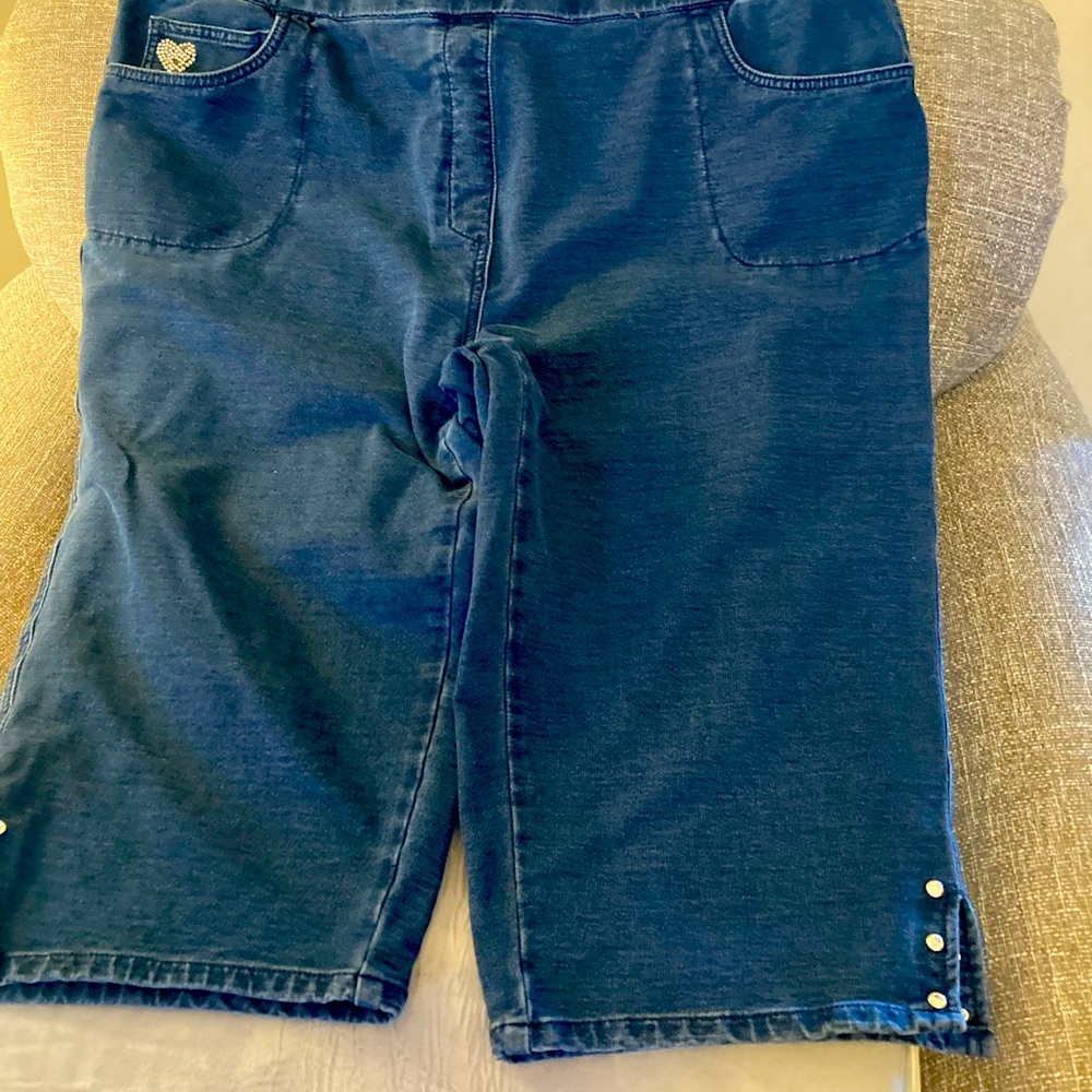 Quacker Factory Capri Dream Jeans 2X